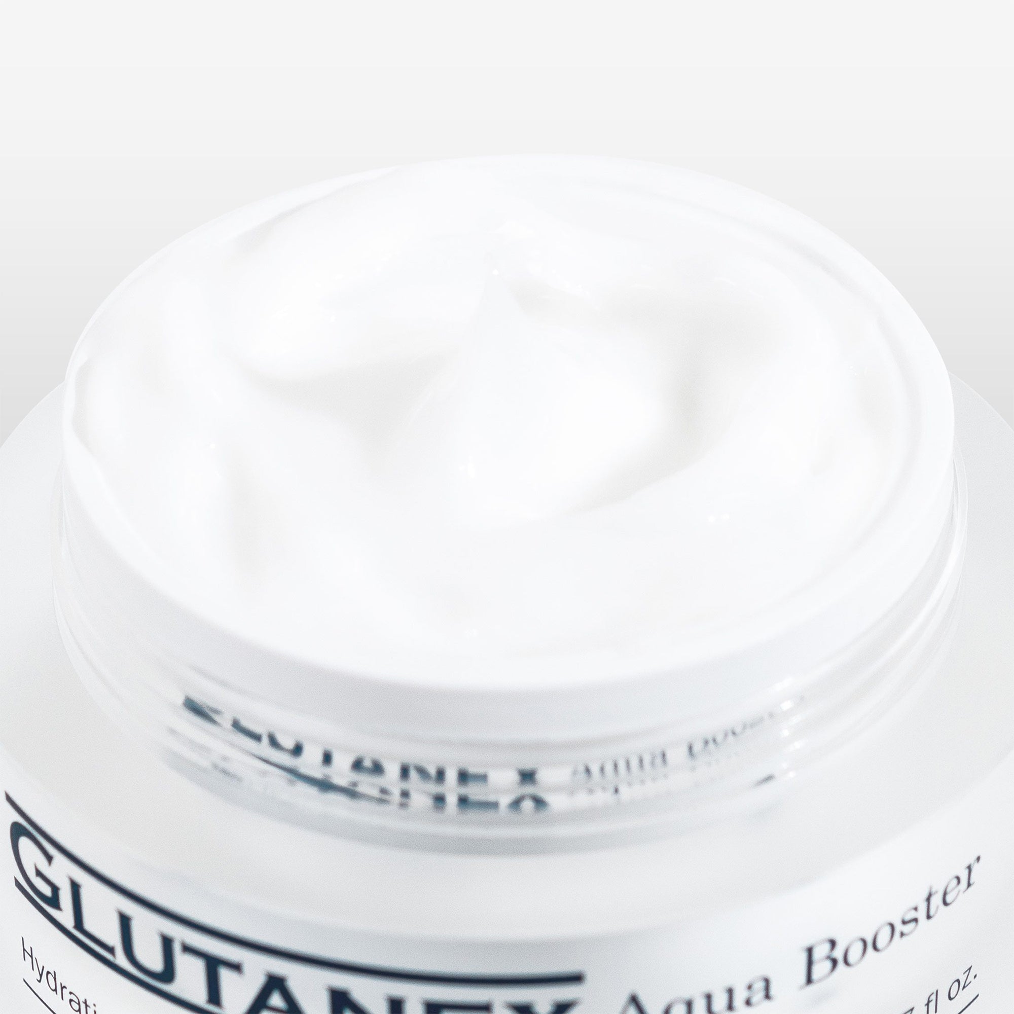 Glutanex Aqua Booster – hydrating and restoring facial cream with hyaluronic acid and glutathione.